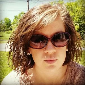 Meet your Posher, Cassandra